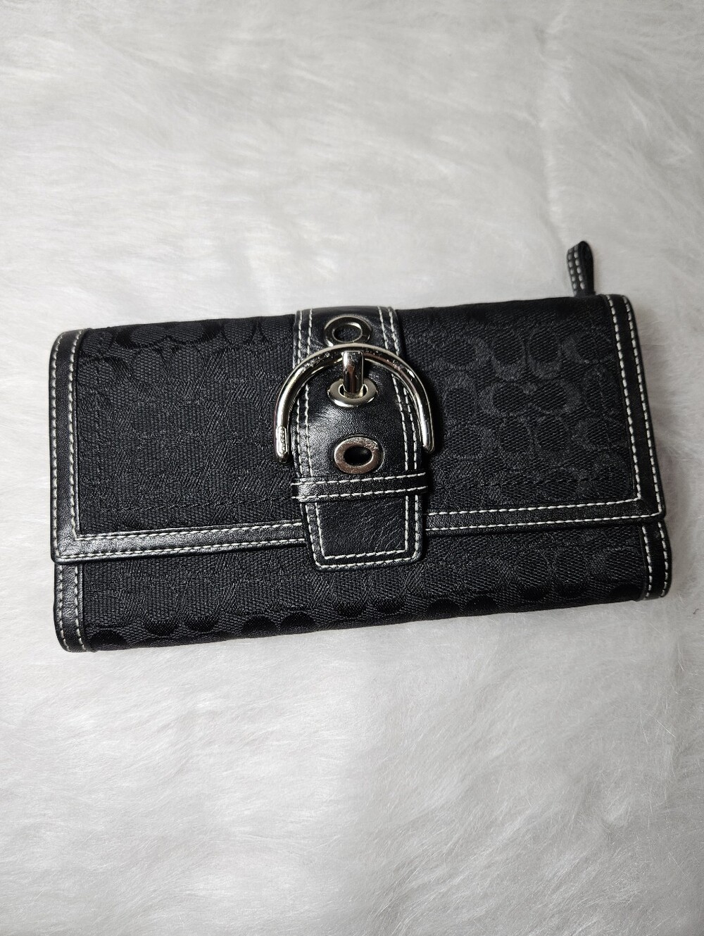 Y2K Vintage Coach Hampton Black Textured Buckle Wallet